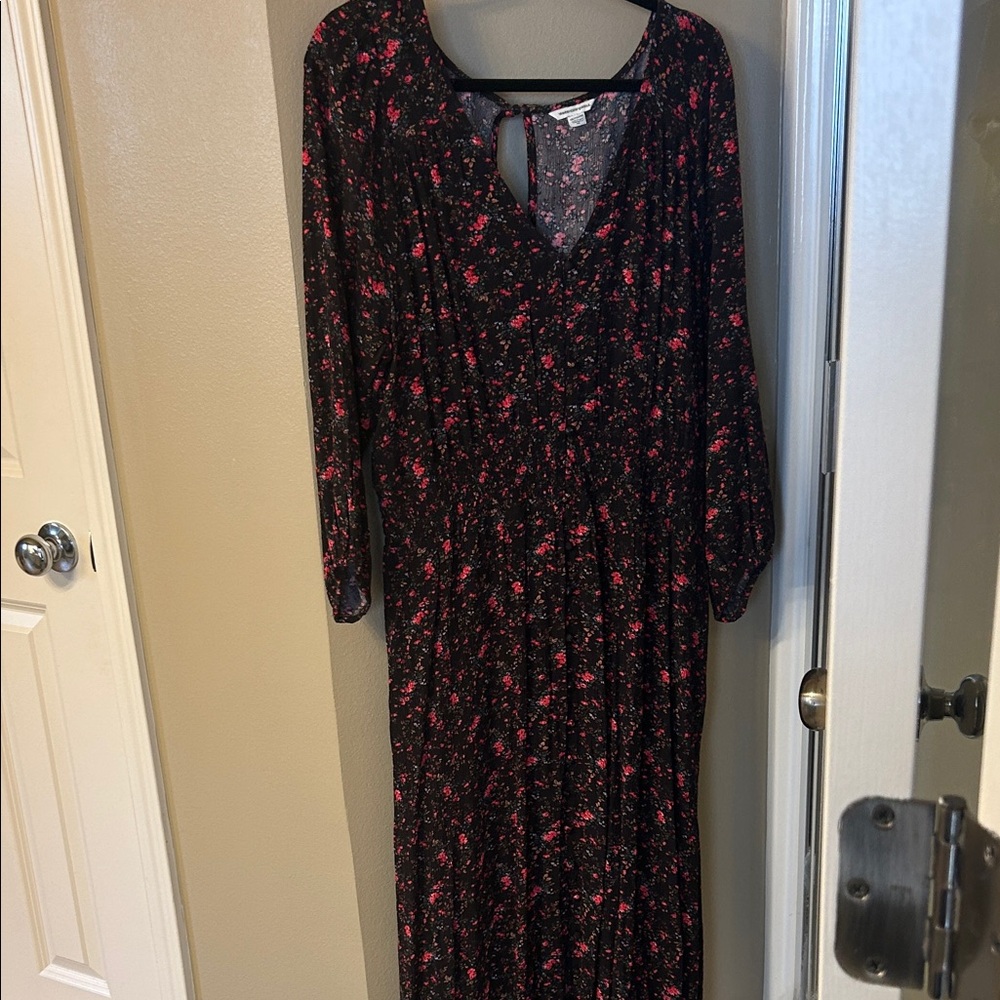 American eagle XXL Floral Black and Pink Women's Dress